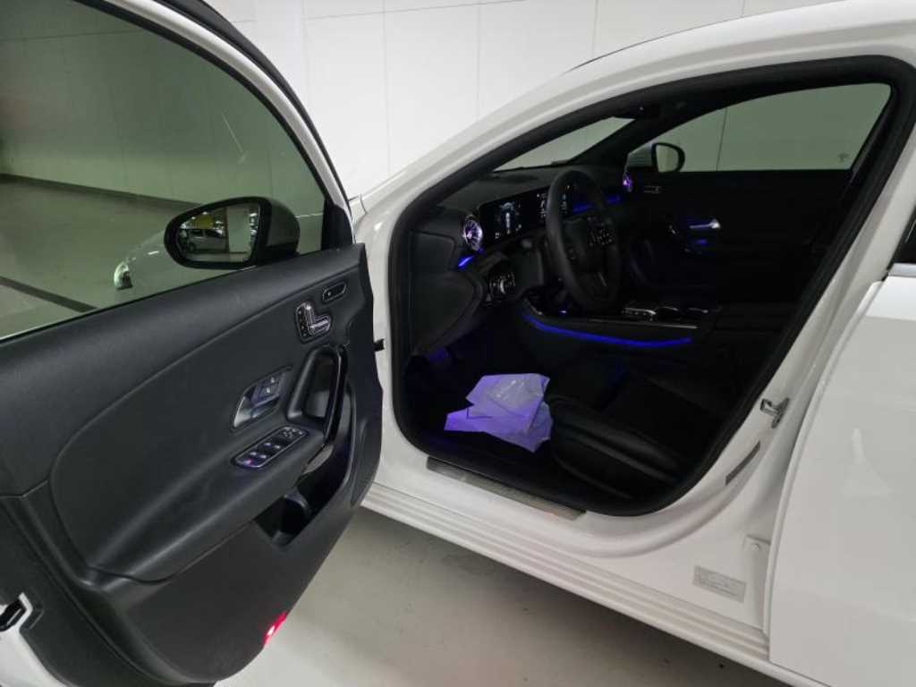 Mercedes Benz A Class - Vista 8