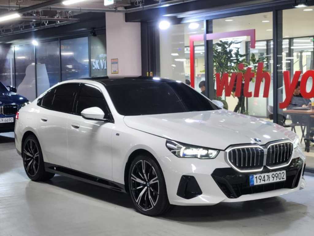 BMW 5 Series 2025 Blanco - Importación desde Corea - HF Imports Iquique - Foto 1