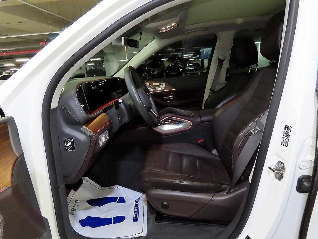 Mercedes Benz GLE Class - Vista 6