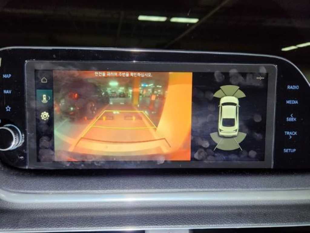 HYUNDAI Sonata - Vista 3