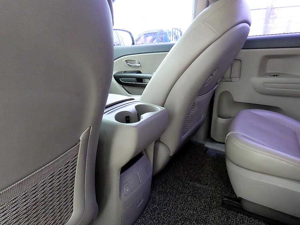 KIA Carnival 2016 Negro - Importación desde Corea - HF Imports Iquique - Foto 16