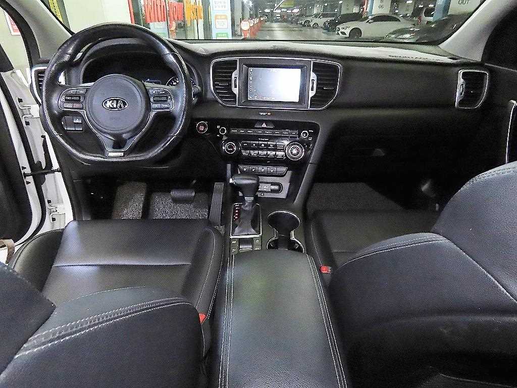 KIA Sportage - Vista 10