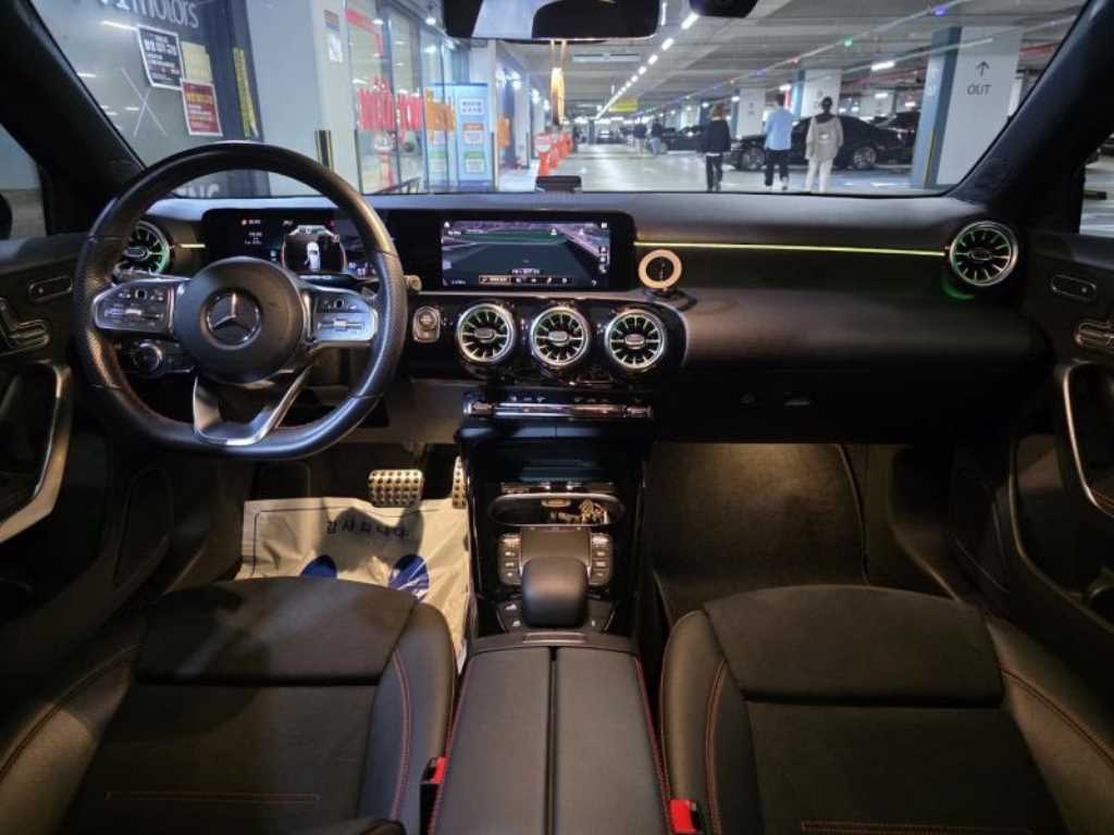 Mercedes Benz A Class - Vista 10