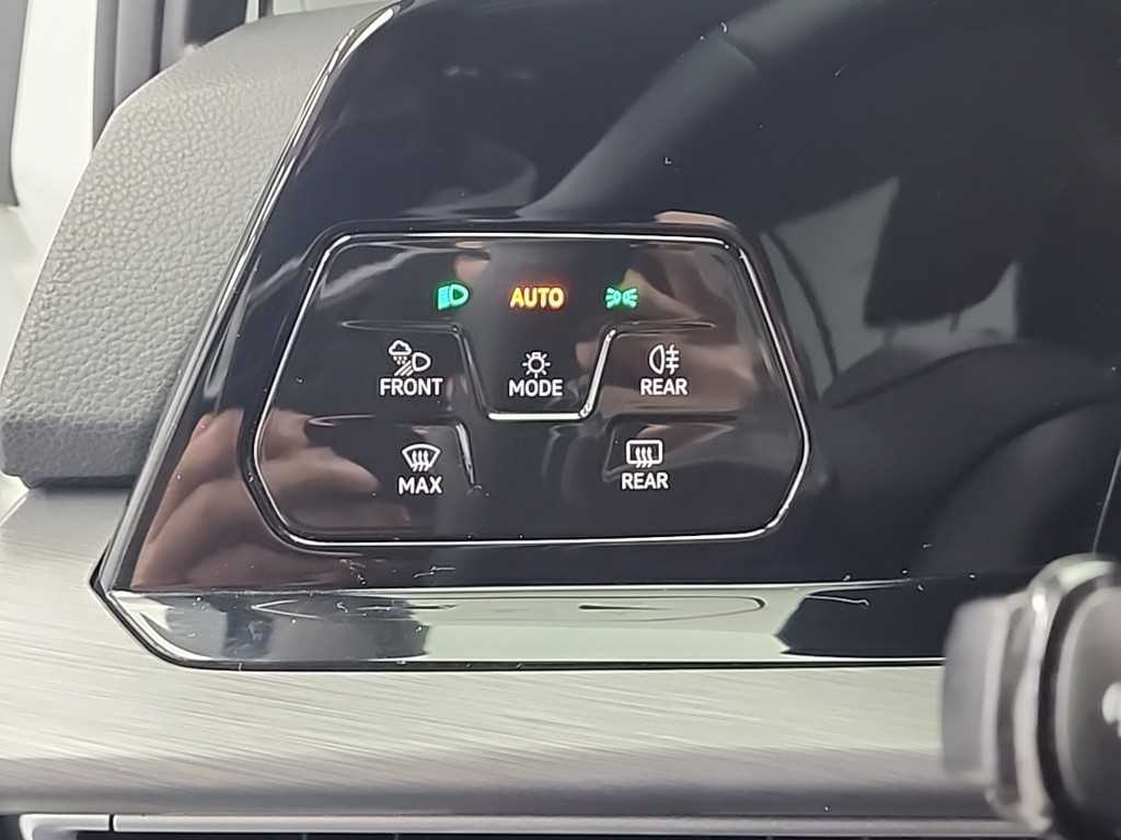 Volkswagen Golf 2022 Blanco - Importación desde Corea - HF Imports Iquique - Foto 17