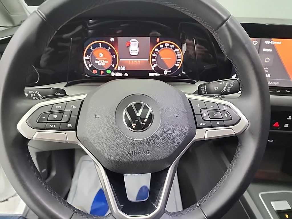 Volkswagen Golf - Vista 9