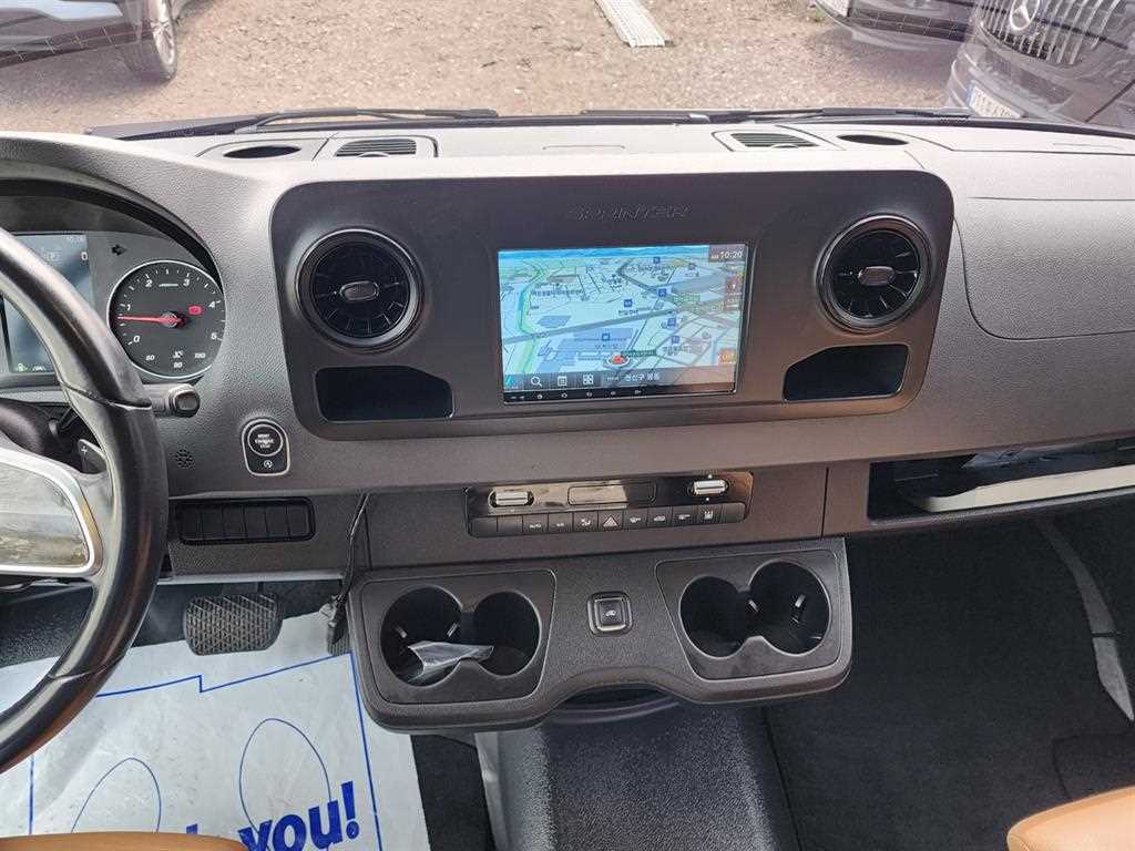 Mercedes Benz Sprinter - Vista 10