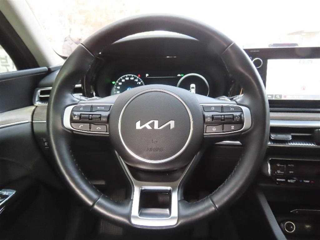 KIA K5 2023 Negro - Importación desde Corea - HF Imports Iquique - Foto 16