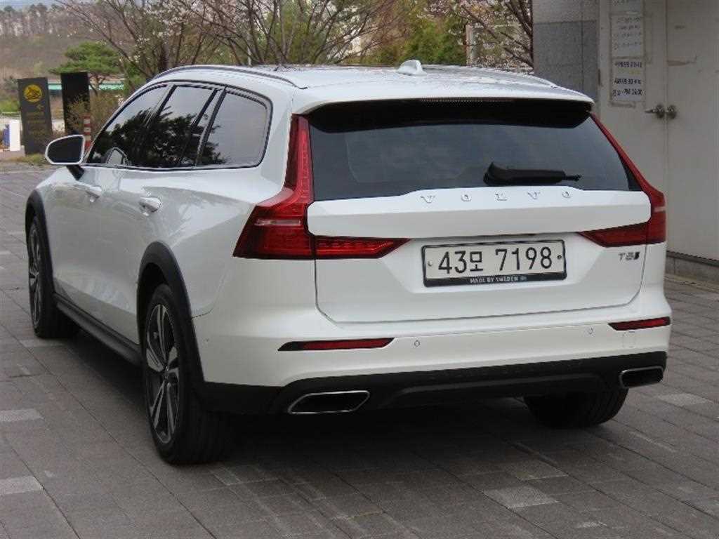 Volvo V60 - Vista 4
