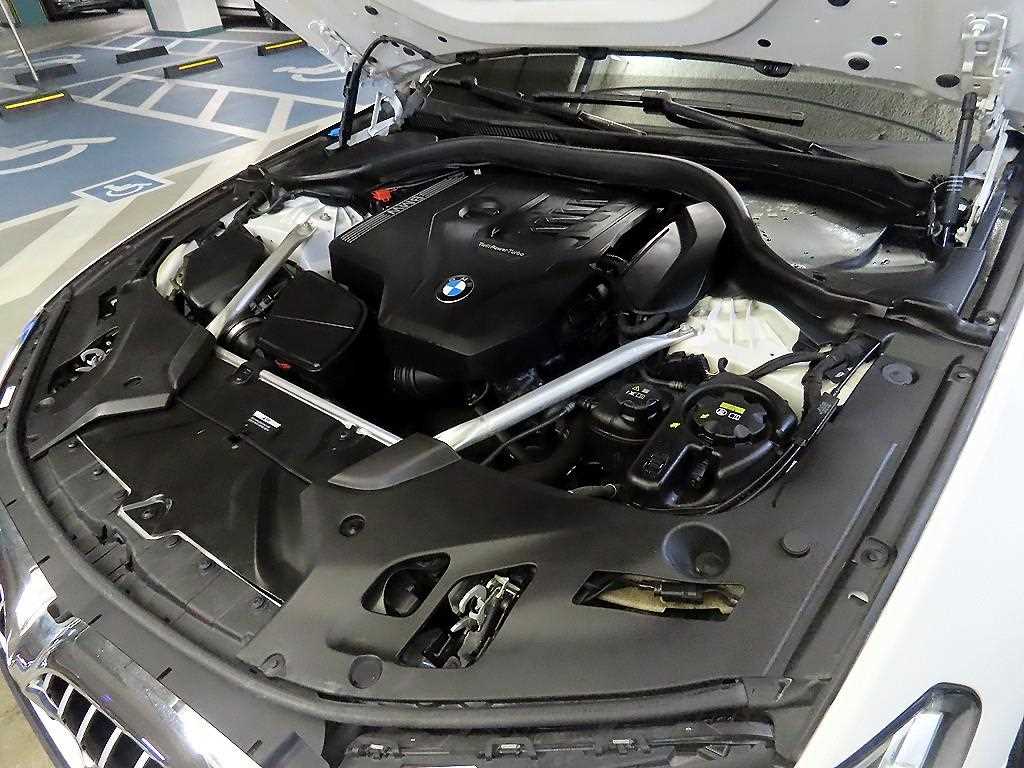 BMW 5 Series 2023 Blanco - Importación desde Corea - HF Imports Iquique - Foto 19