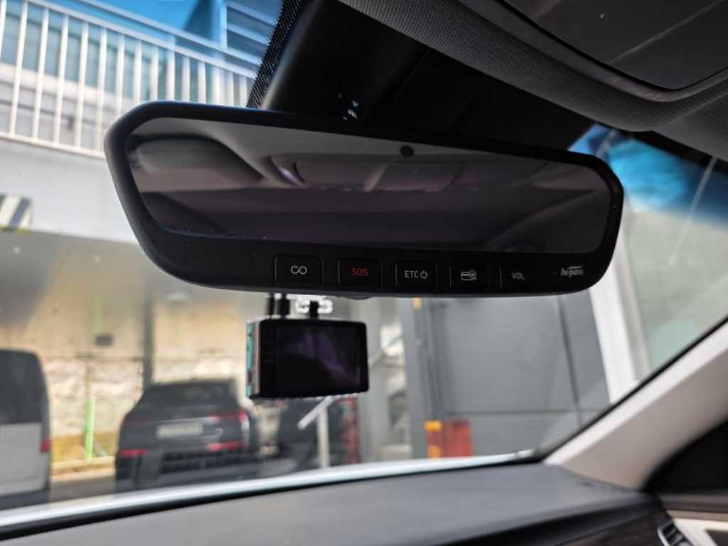 Genesis G80 2018 Blanco - Importación desde Corea - HF Imports Iquique - Foto 17