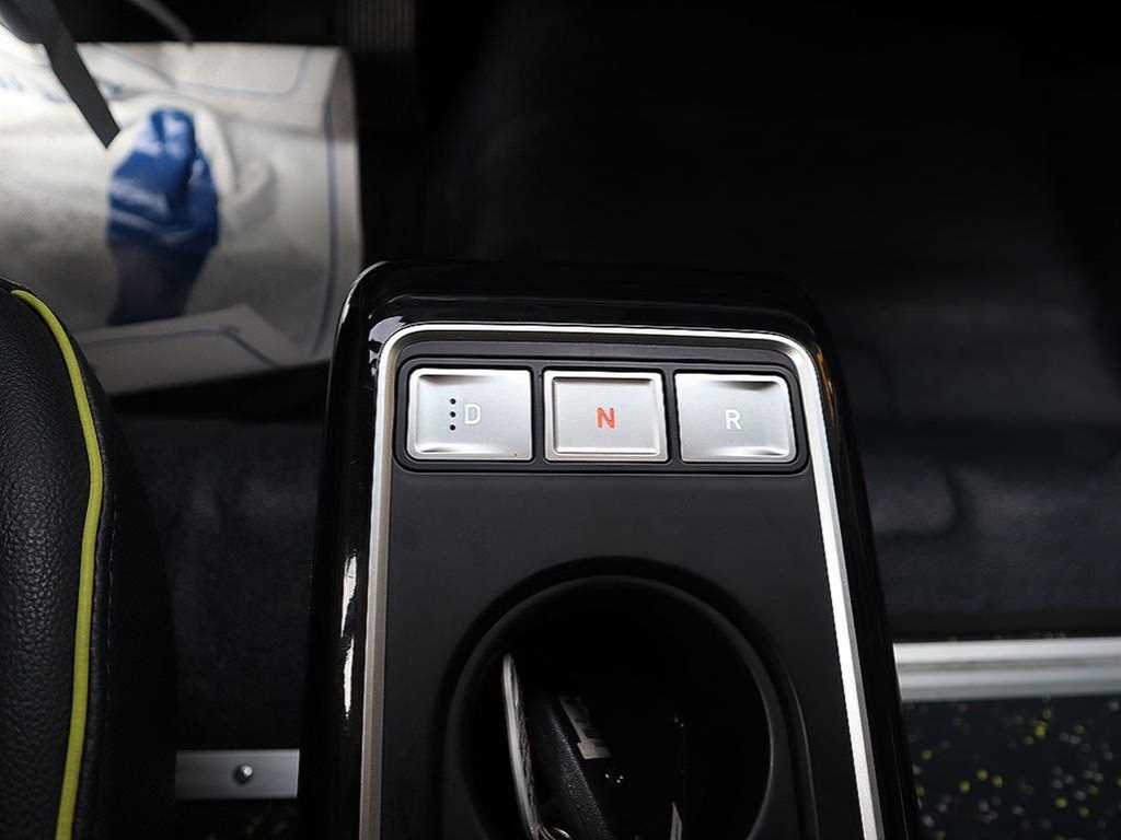 medium and large bus Hyundai bus - Vista 11