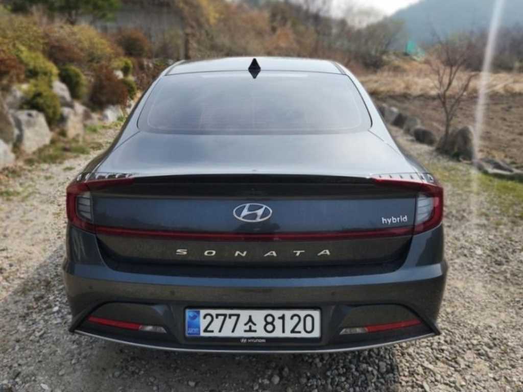 HYUNDAI Sonata - Vista 3