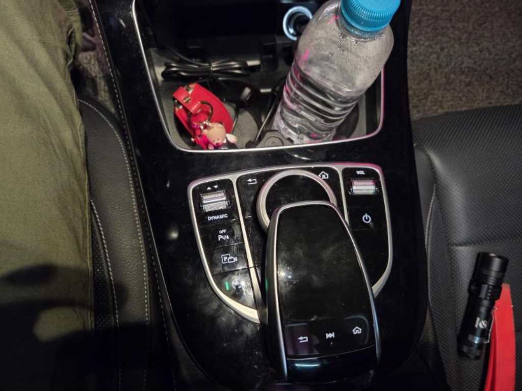 Mercedes Benz E class - Vista 7