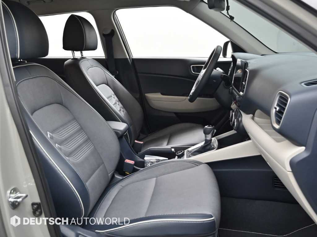 HYUNDAI Venue - Vista 10