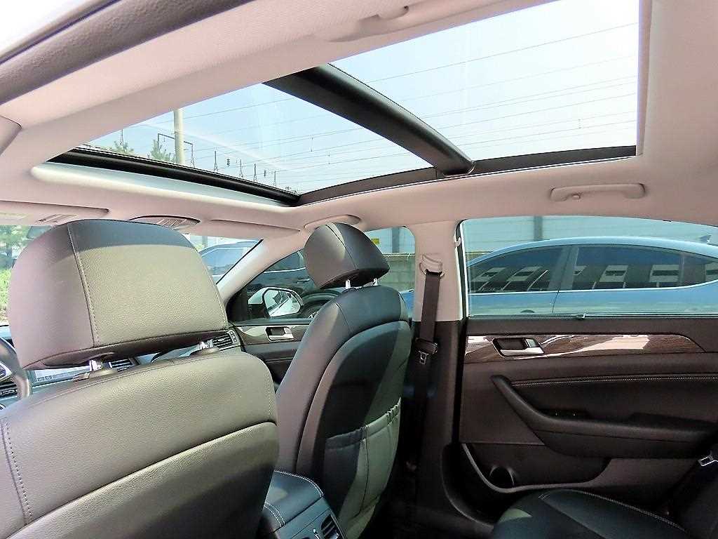 HYUNDAI Sonata 2018 Blanco - Importación desde Corea - HF Imports Iquique - Foto 17