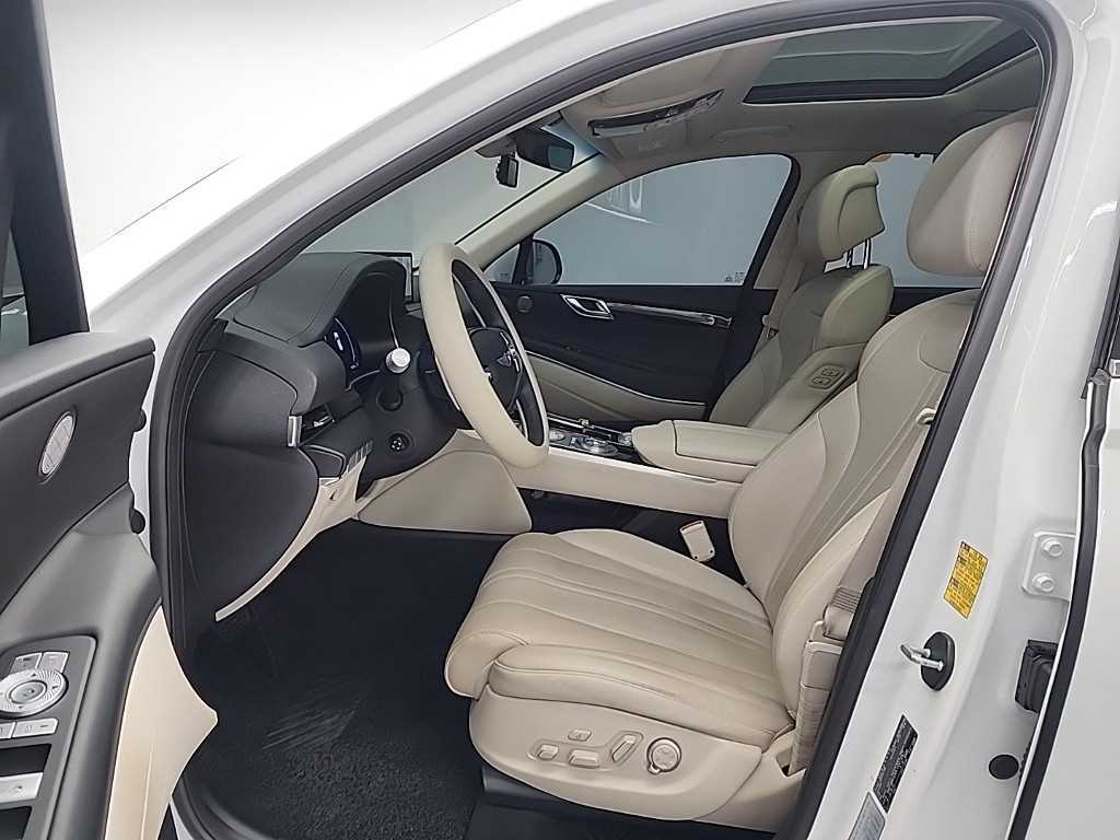 Genesis GV80 - Vista 10