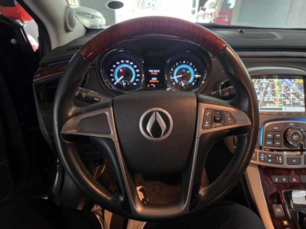 DAEWOO Alpheon - Vista 5