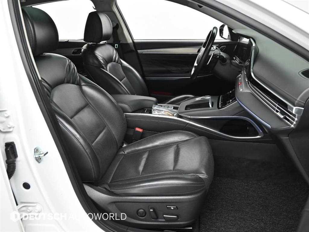 HYUNDAI Grandeur - Vista 10