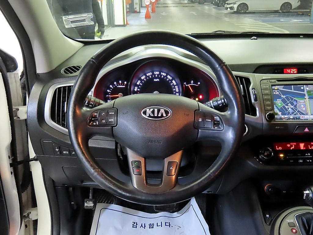 KIA Sportage - Vista 8