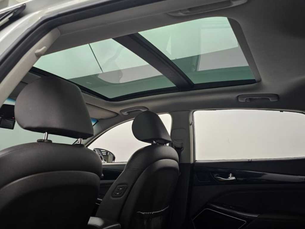 KIA K7 2016 Blanco - Importación desde Corea - HF Imports Iquique - Foto 18
