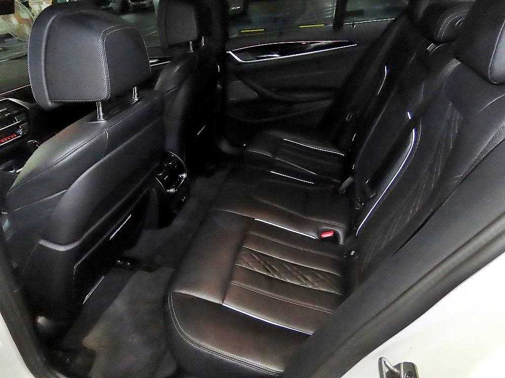 BMW 5 Series - Vista 7