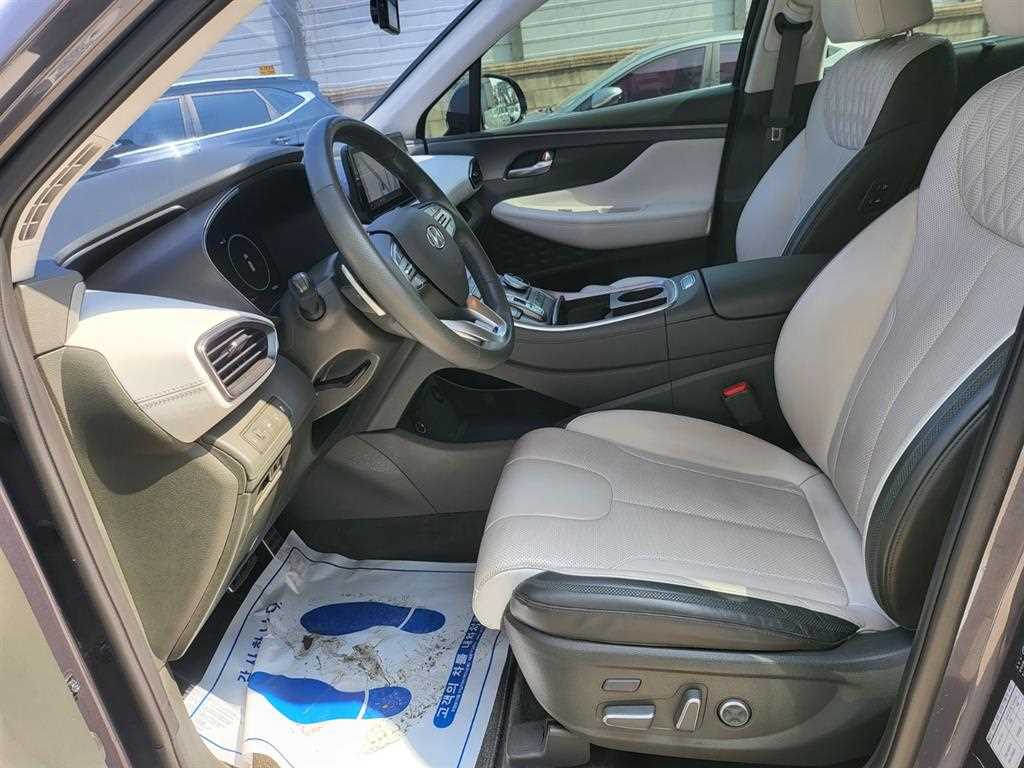 HYUNDAI Santa Fe - Vista 5