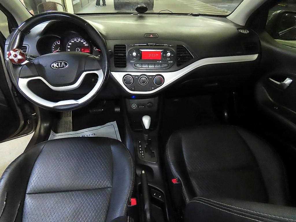 KIA Morning - Vista 10