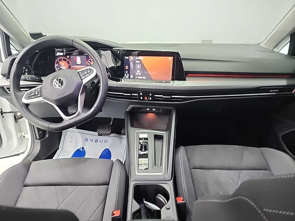 Volkswagen Golf - Vista 7