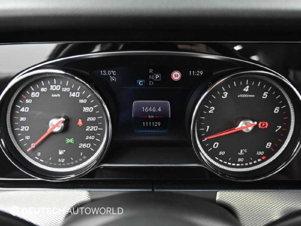 Mercedes Benz E class - Vista 8