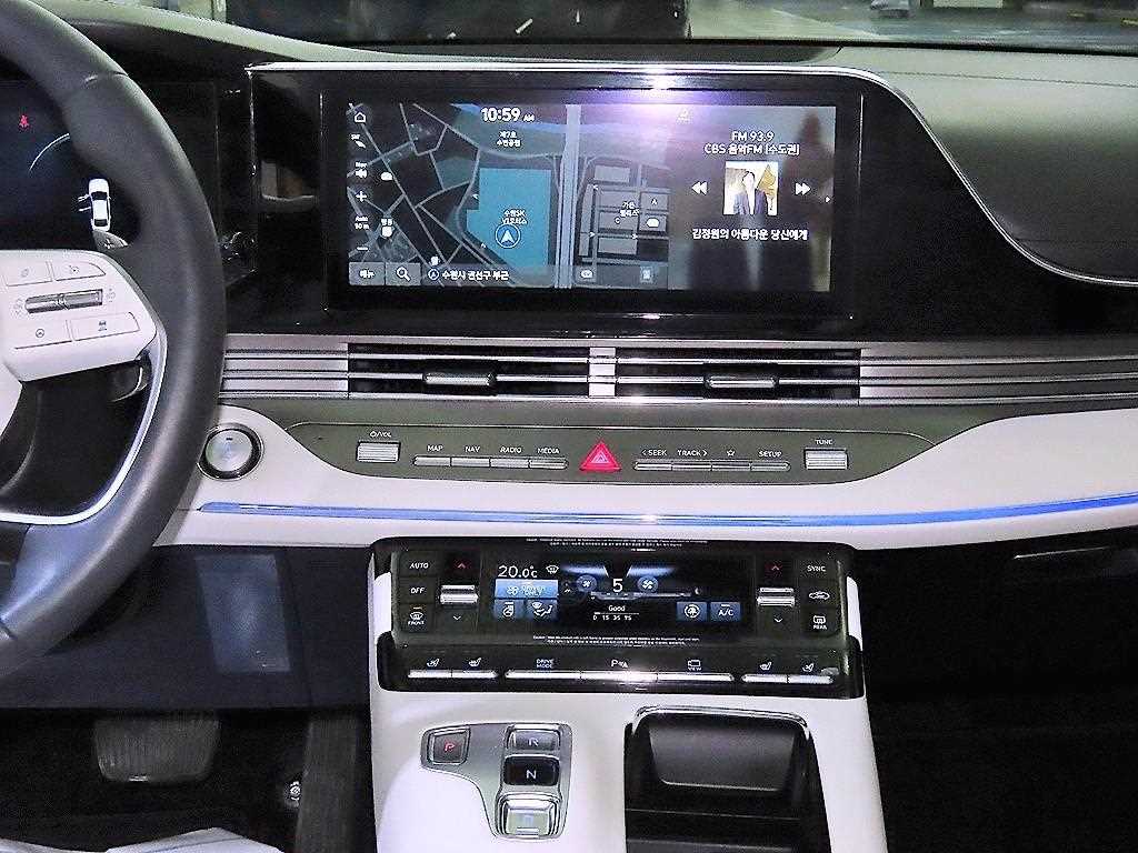 HYUNDAI Grandeur - Vista 11