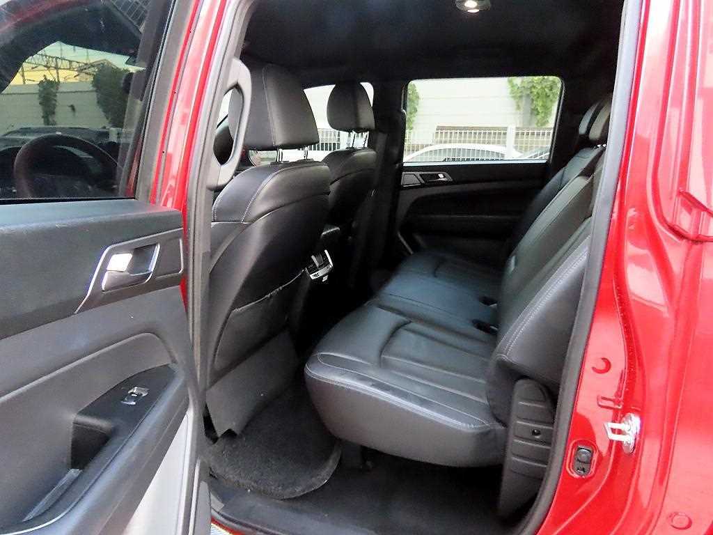 Ssangyong Rexton - Vista 6