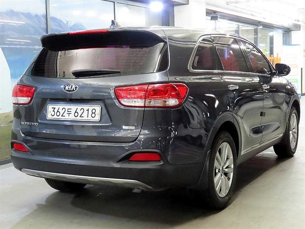 KIA Sorento - Vista 4