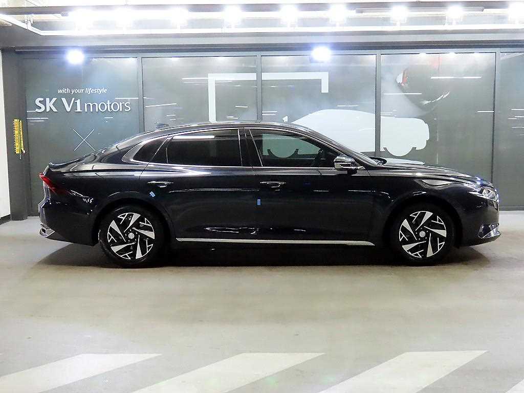 HYUNDAI Grandeur - Vista 3