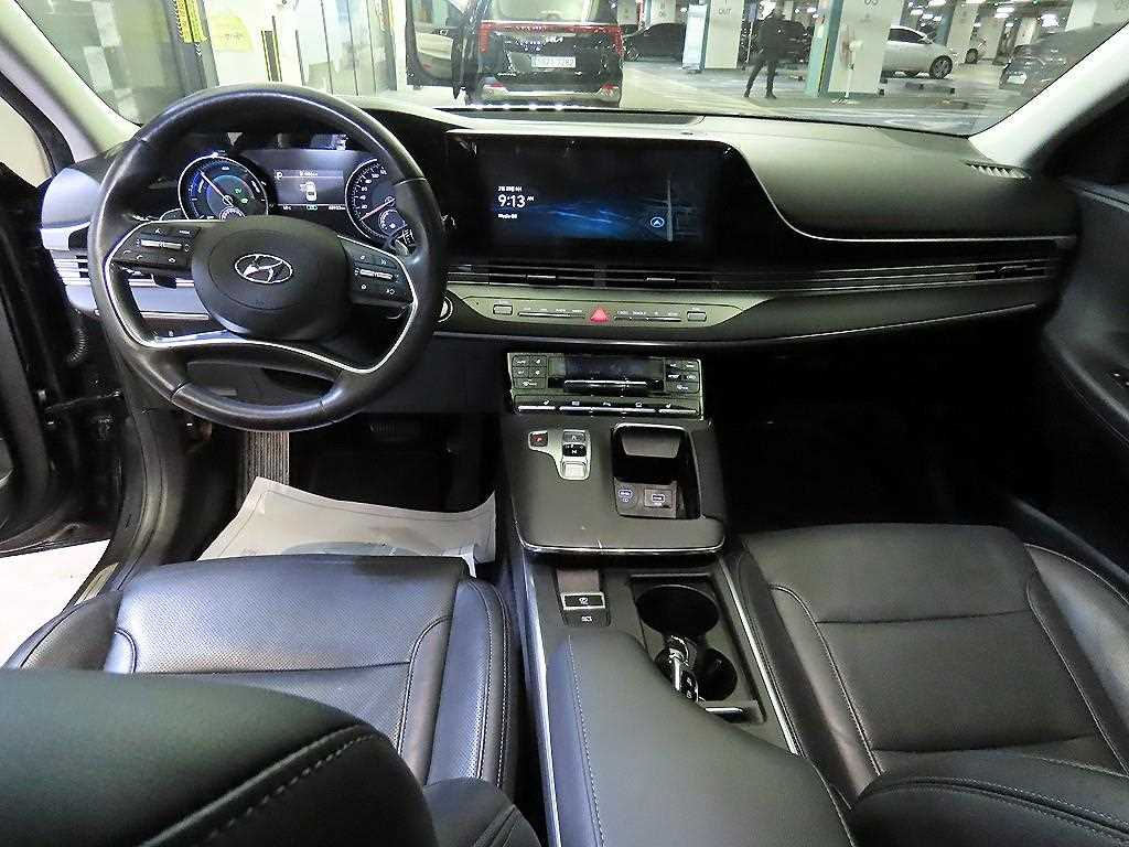 HYUNDAI Grandeur - Vista 10