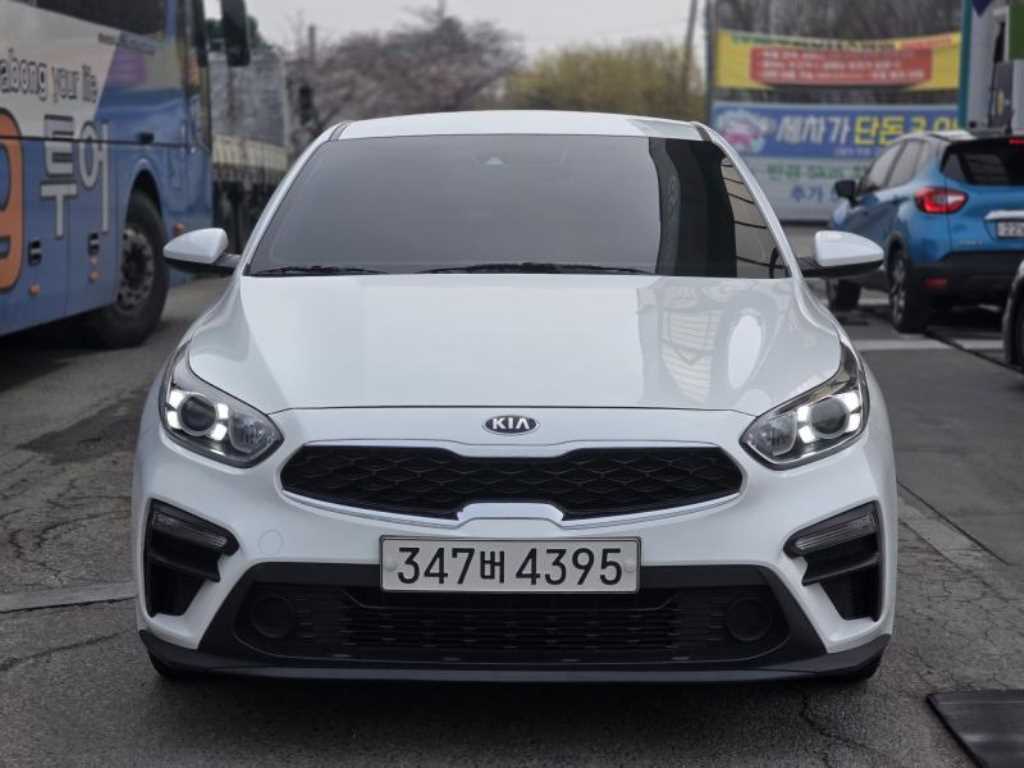 KIA K3 2021 Blanco - Importación desde Corea - HF Imports Iquique - Foto 1