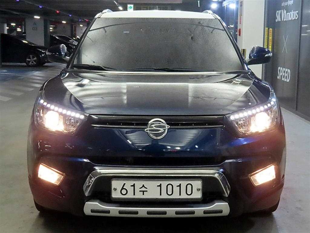 Ssangyong Tivoli - Vista 2