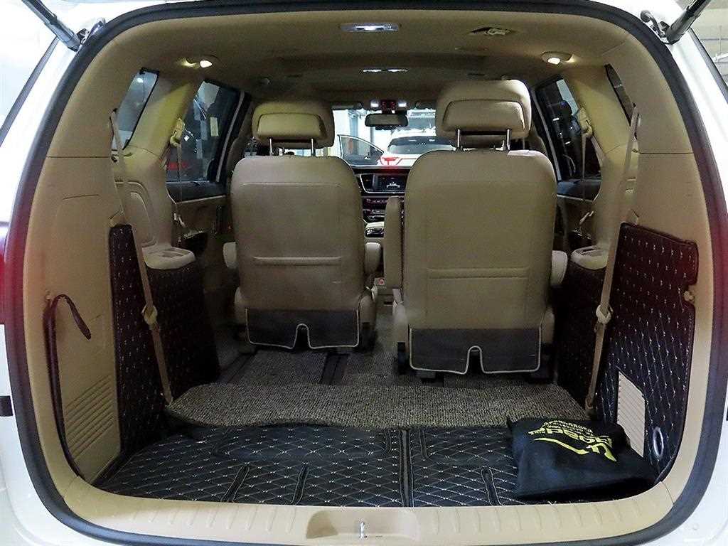 KIA Carnival 2019 Blanco - Importación desde Corea - HF Imports Iquique - Foto 16