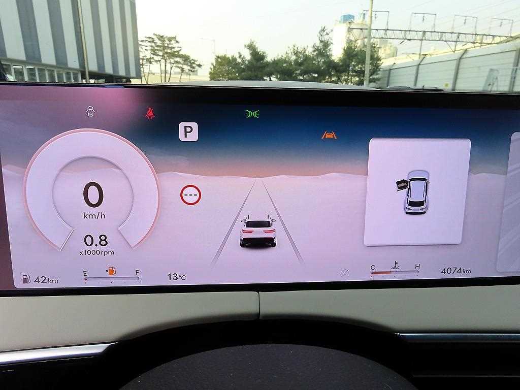 Genesis GV70 - Vista 9