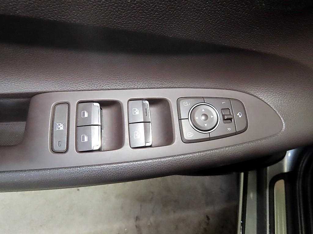 HYUNDAI Grandeur 2018 Gris - Importación desde Corea - HF Imports Iquique - Foto 13