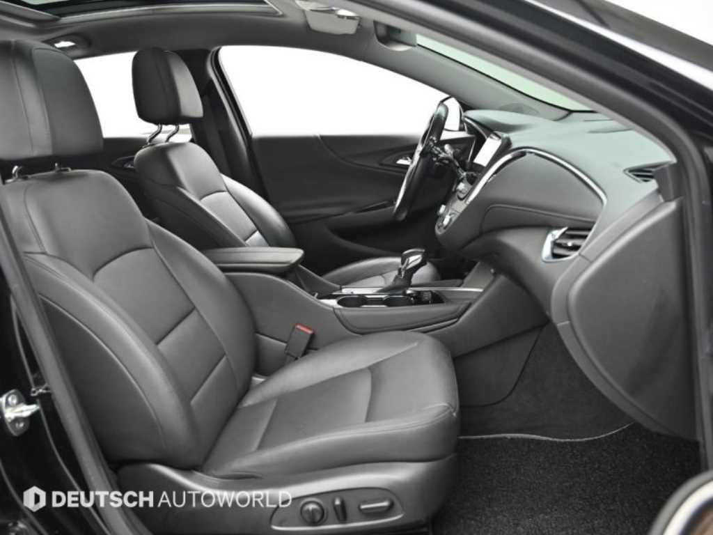 Chevrolet Malibu - Vista 10