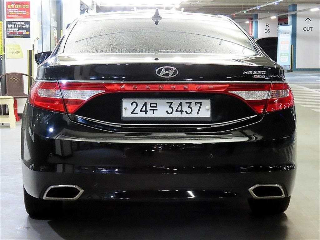 HYUNDAI Grandeur - Vista 5