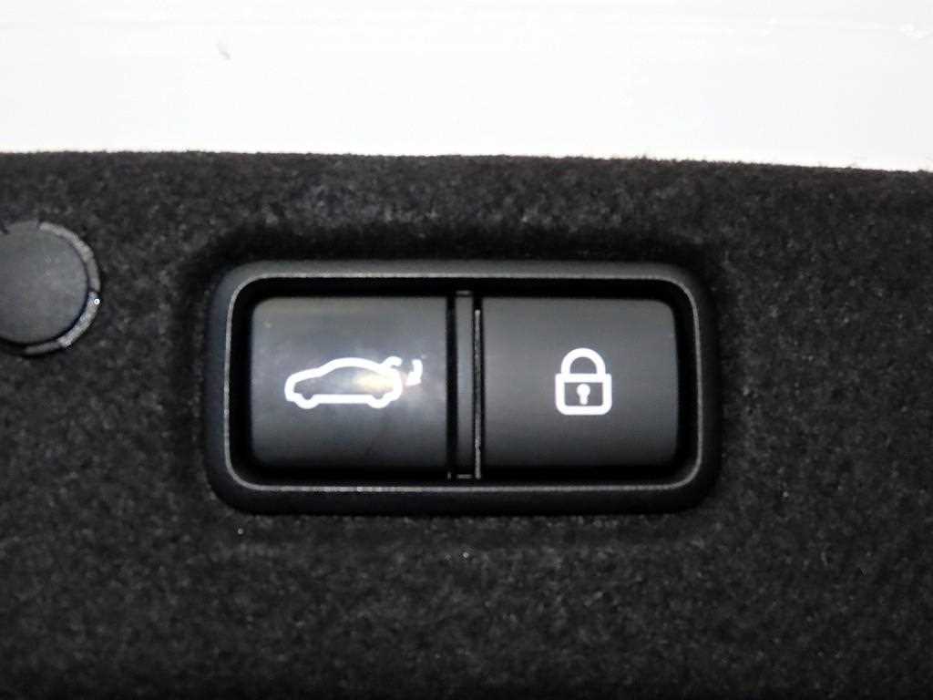 HYUNDAI Grandeur 2017 Blanco - Importación desde Corea - HF Imports Iquique - Foto 16