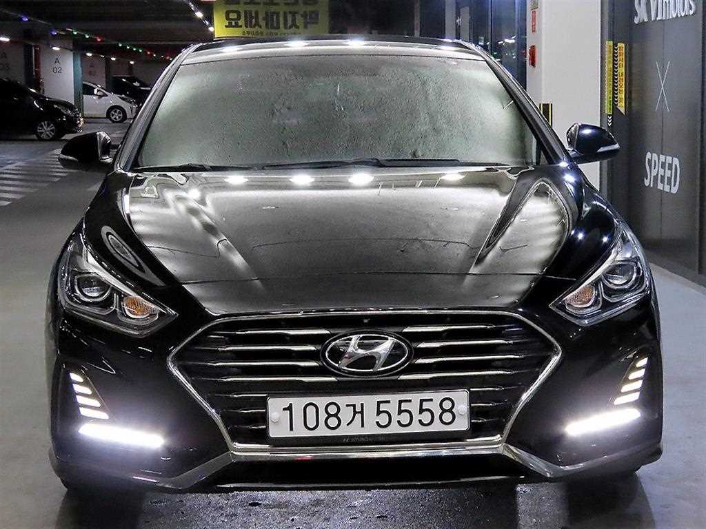 HYUNDAI Sonata - Vista 2