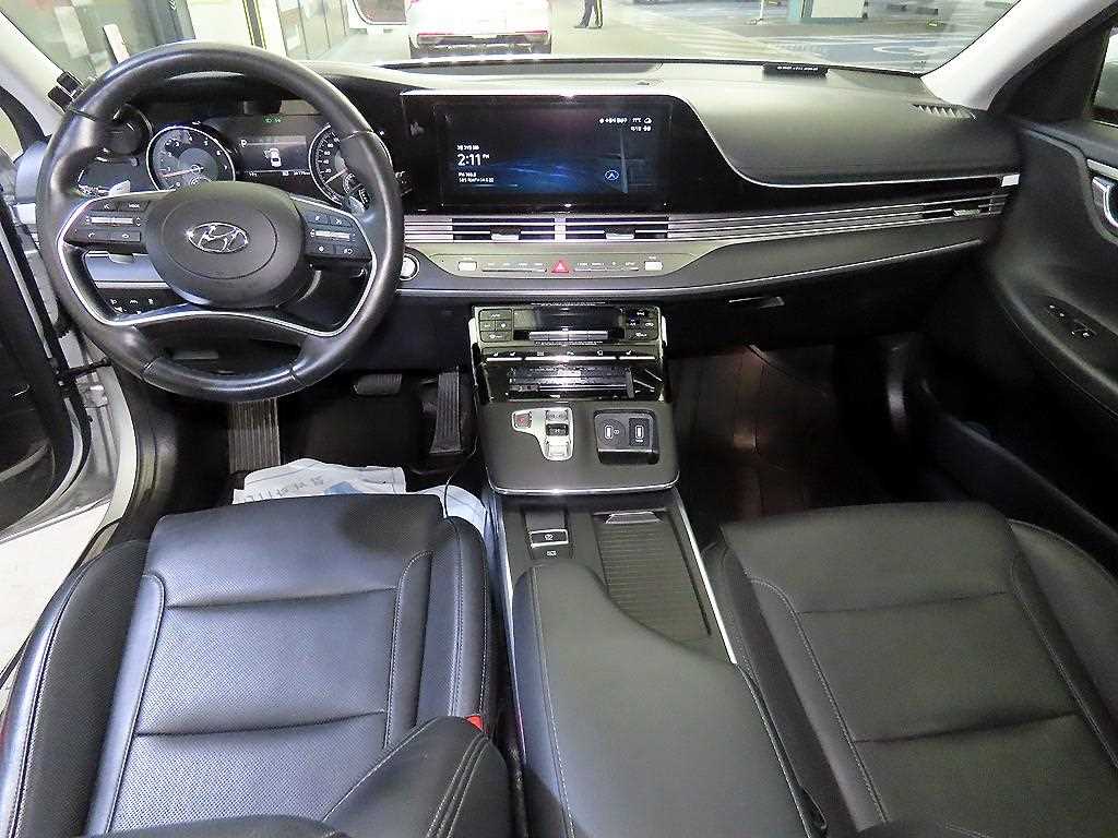 HYUNDAI Grandeur - Vista 10