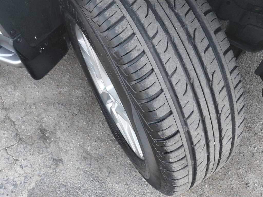 Ssangyong Rexton - Vista 10