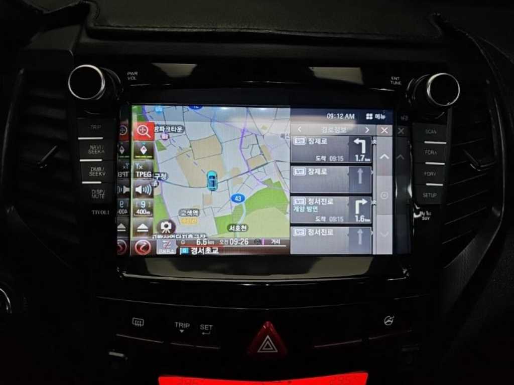 Ssangyong Tivoli - Vista 8