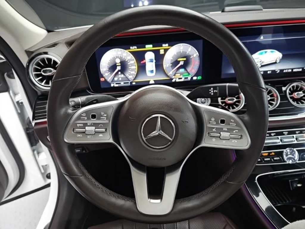 Mercedes Benz CLS Class - Vista 7