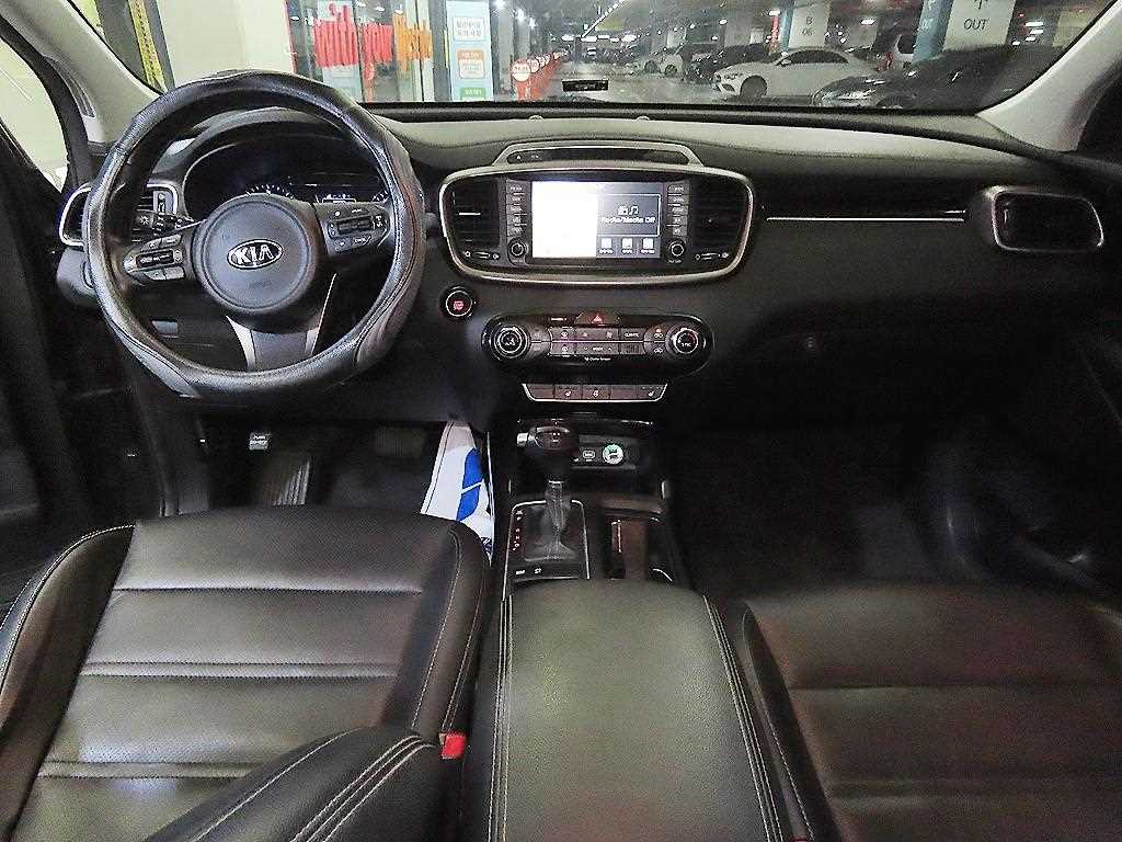 KIA Sorento - Vista 10