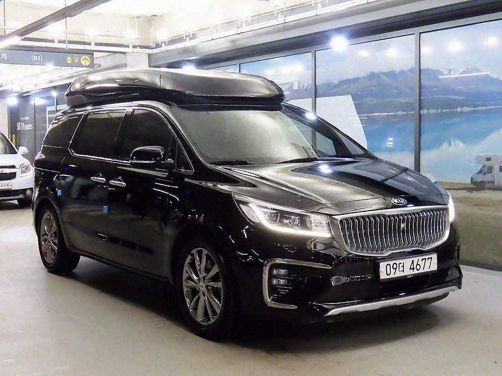KIA Carnival 2019 Negro - Importación desde Corea - HF Imports Iquique - Foto 1