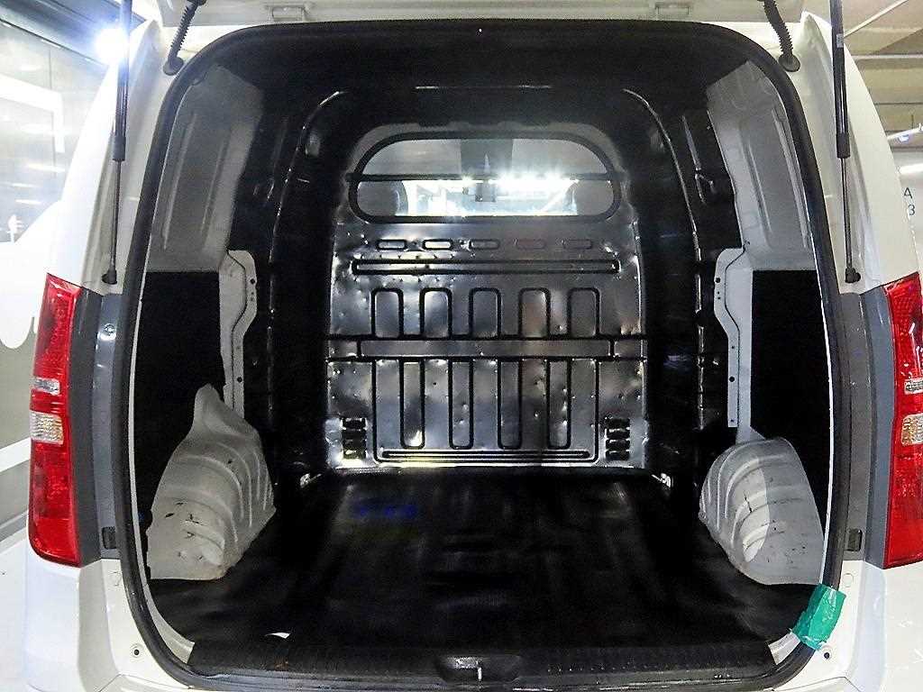 HYUNDAI Starex 2021 - Importación desde Corea - HF Imports Iquique - Foto 16